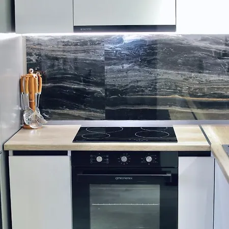 Miku - Unique 3 Bedroom At Olympic Τίρανα