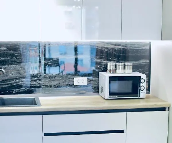 Miku - Unique 3 Bedroom At Olympic