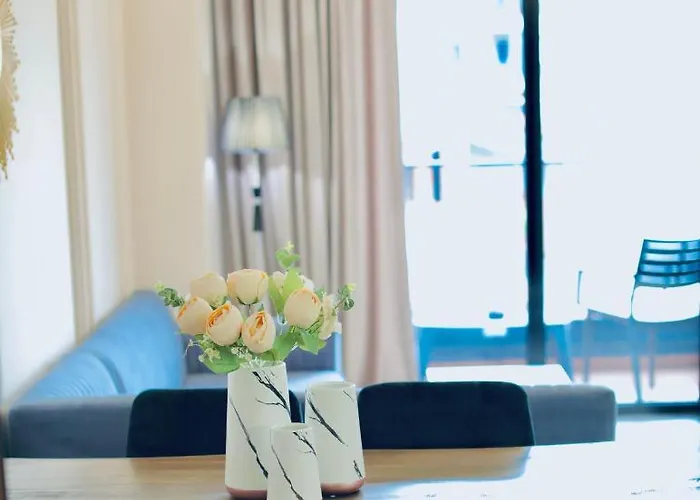 Miku - Unique 3 Bedroom At Olympic Tirana