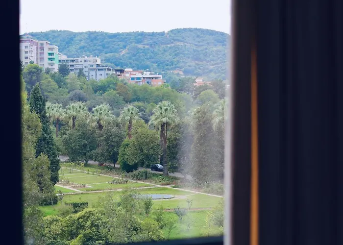 Apartment Miku - Unique 3 Bedroom At Olympic Tirana
